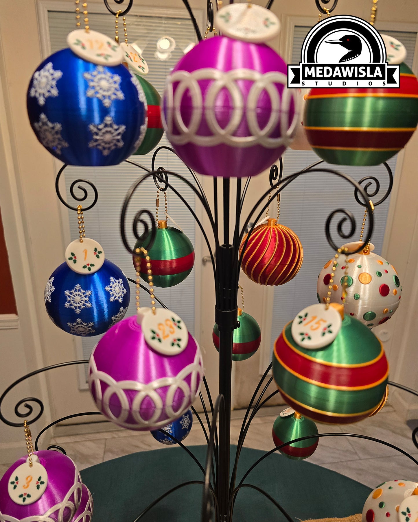 Deluxe Ornament Container Advent Calendar